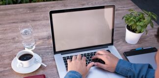 Jak się pisze strony internetowe?