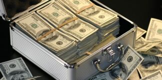 Ile zarabia się na reklamach w Google Play?